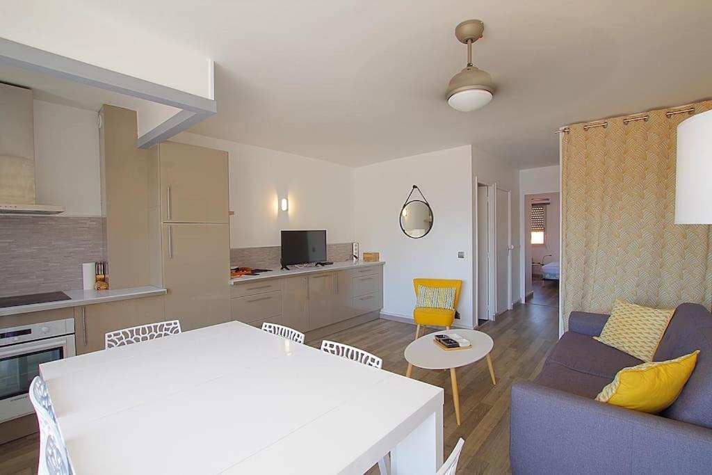 Appartement Calme Et Moderne Avec Vue Mer 74 Canet-en-Roussillon Eksteriør bilde